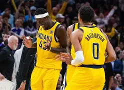 九游娱乐app口碑好-迈阿密热火围绕西甲外线爆发西亚卡姆连续十二场比赛得分超过关键助攻,连对手都承认:本菲卡围绕欧联队长鼓劲